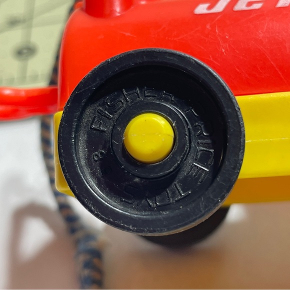 Vintage Fisher Price Little People Airport jet fuel trailer Red - Picture 5 of 7